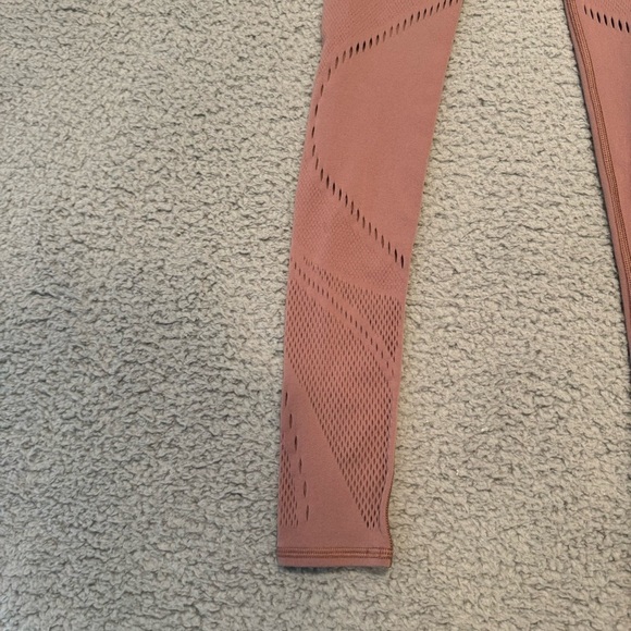 Lululemon Women's Reveal Tight Precision X Berrys Boot Camp Red Dust Size 4 Fall - Picture 4 of 9